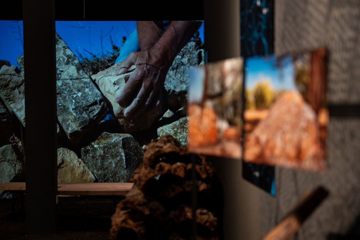 Exposició Dues pedres. Paisatges persistents, al Museu Terra de l'Espluga de Francolí.